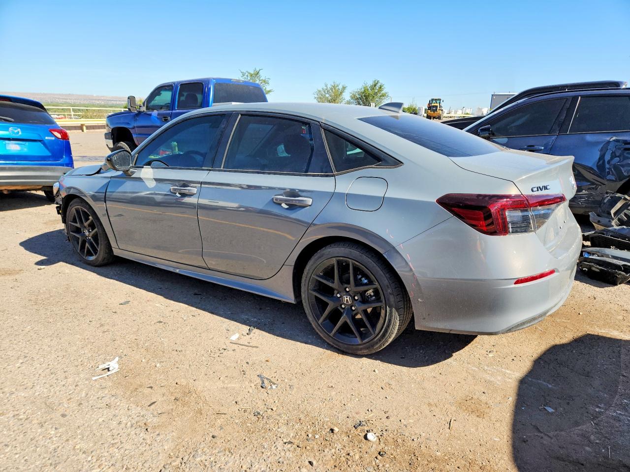 2HGFE2F53TH505008 · 2026 HONDA CIVIC · 2/13