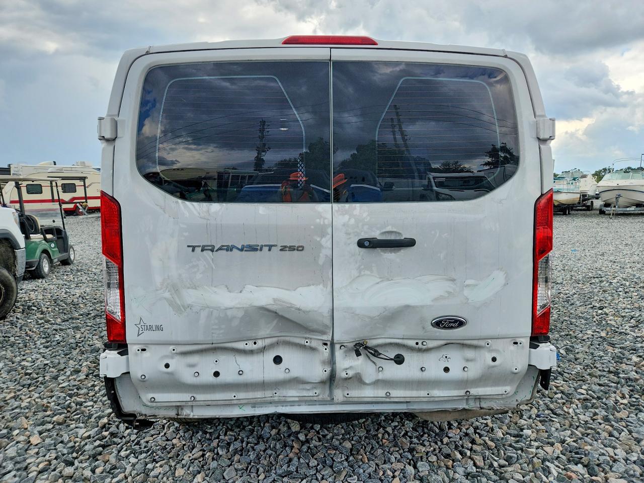 1FTBR1Y85NKA47048 · 2022 FORD TRANSIT · 6/14