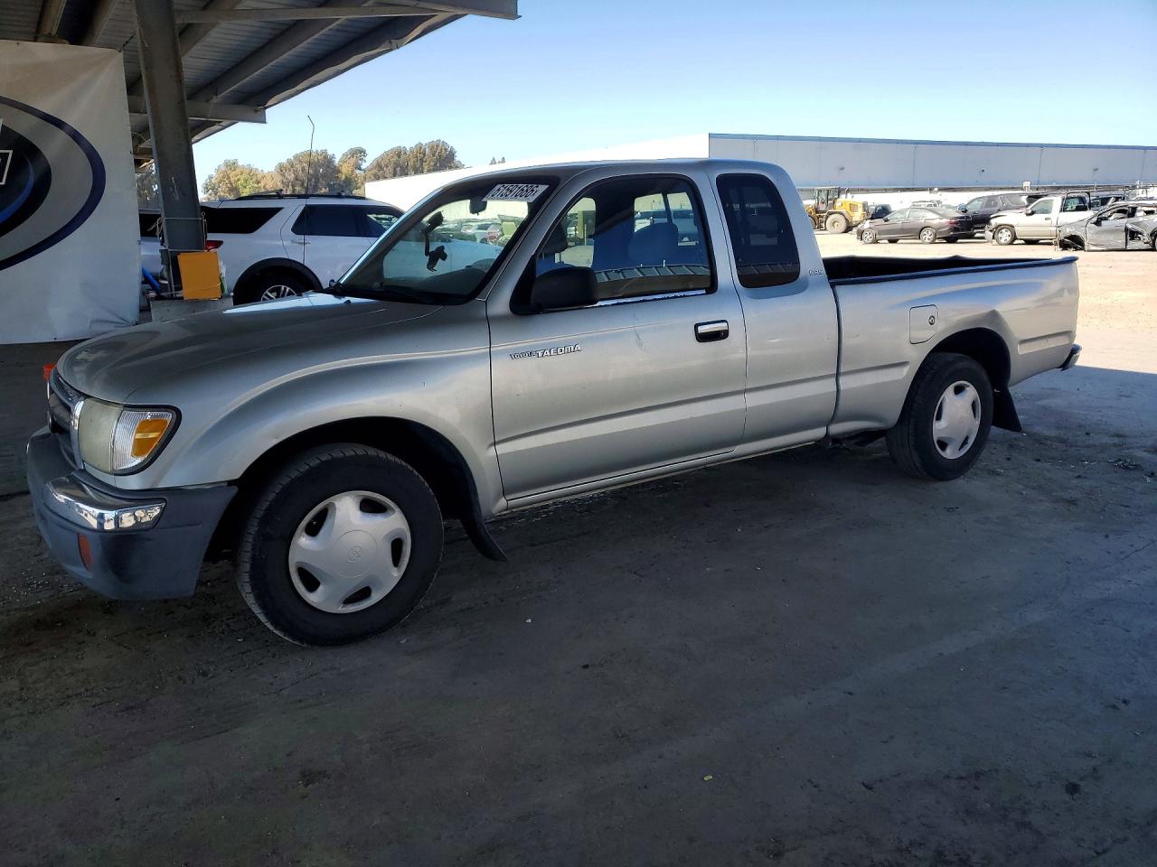 4TAVL52N1YZ641891 · 2000 TOYOTA TACOMA