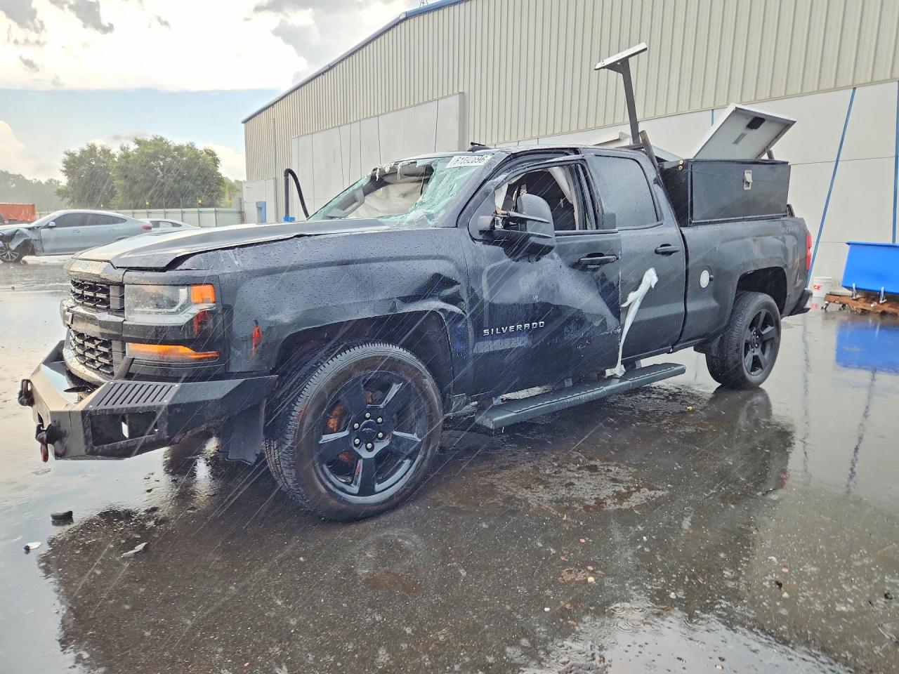 1GCVKPEC8HZ294010 · 2017 CHEVROLET SILVERADO