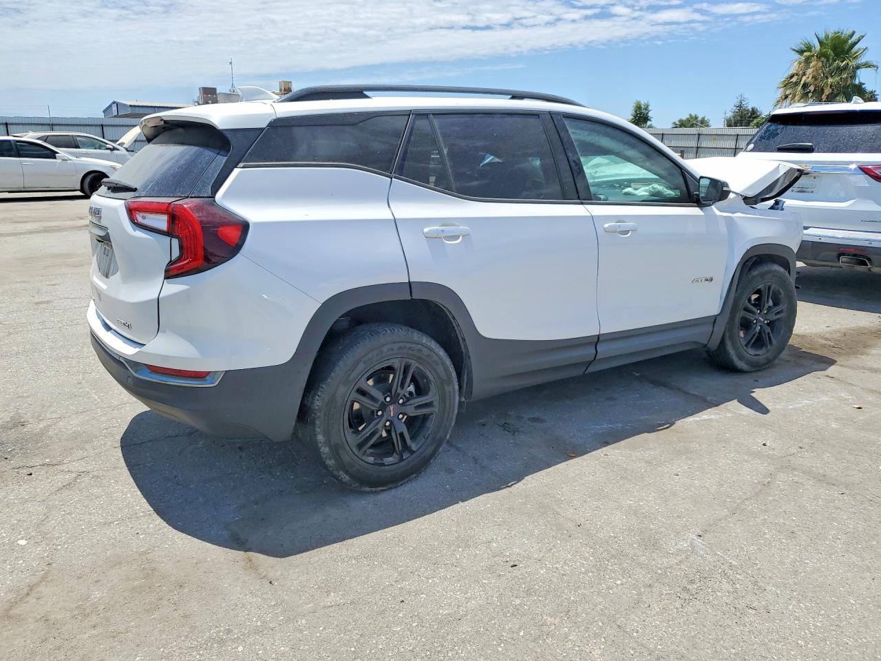 3GKALYEG2PL136731 · 2023 GMC TERRAIN · 3/13