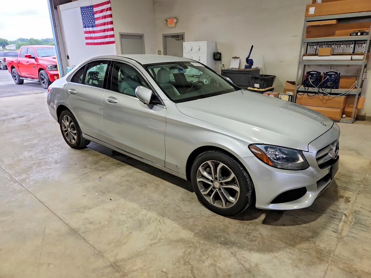 55SWF4KBXGU169600 · 2016 MERCEDES-BENZ C · 4/12