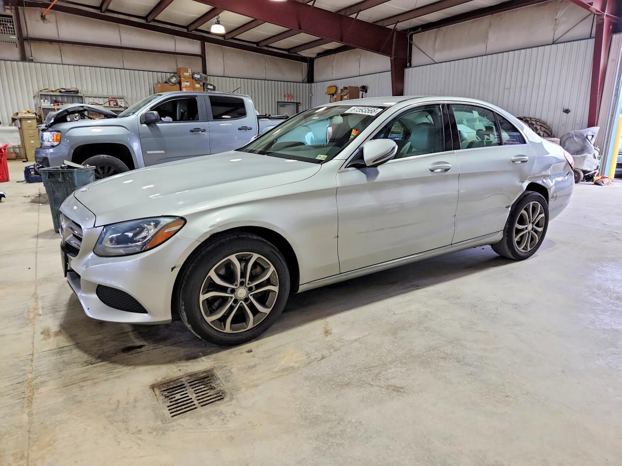 55SWF4KBXGU169600 · 2016 MERCEDES-BENZ C
