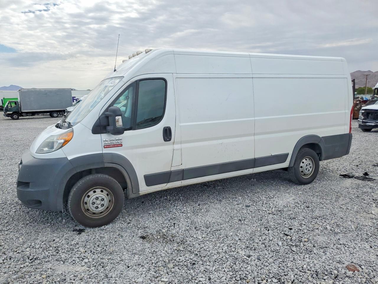 3C6URVJG4JE141721 · 2018 RAM PROMASTER 3500