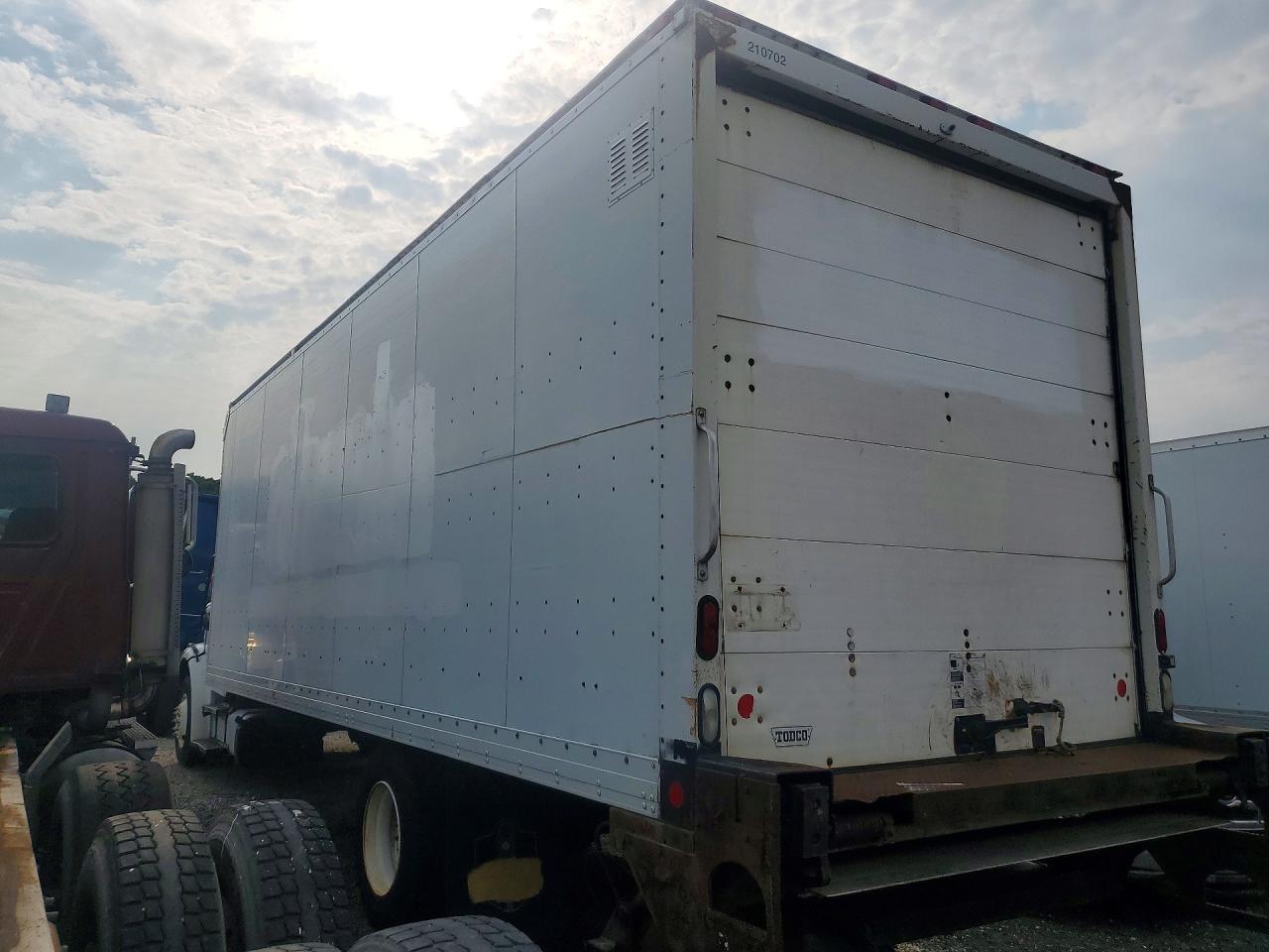 1FVACWDT1EHFR3936 · 2014 FREIGHTLINER M2 · 2/13