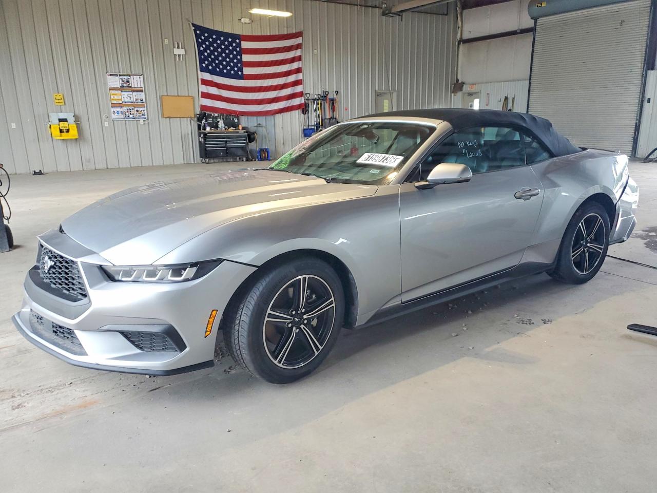 2025 FORD MUSTANG