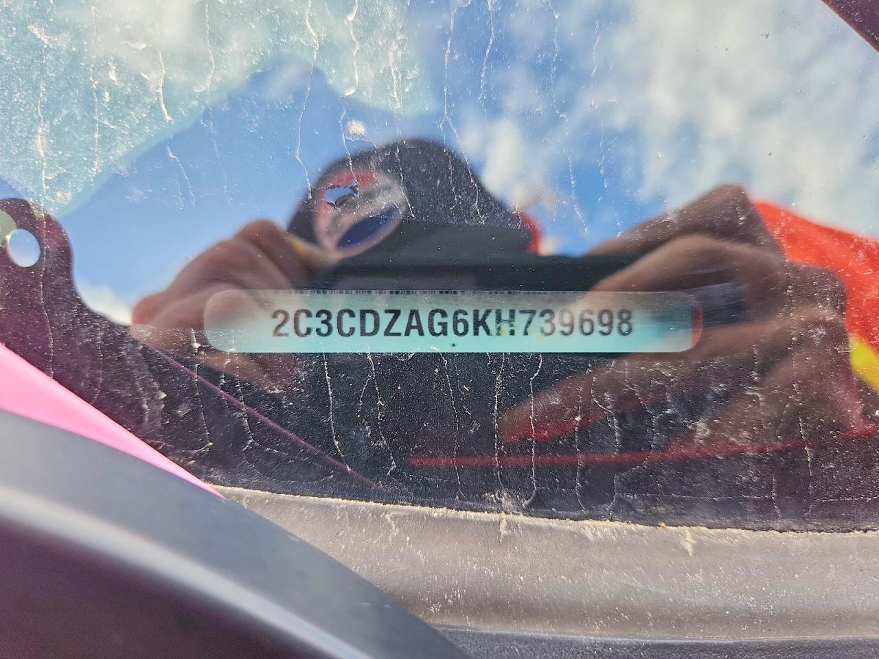 2C3CDZAG6KH739698 · 2019 DODGE CHALLENGER · 12/12