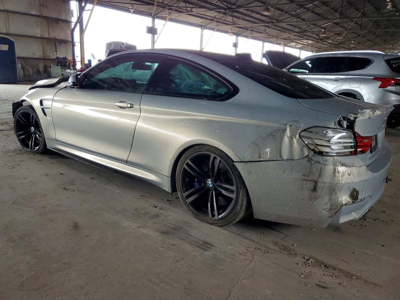WBS3R9C58FK335110 · 2015 BMW M4 · 2/12