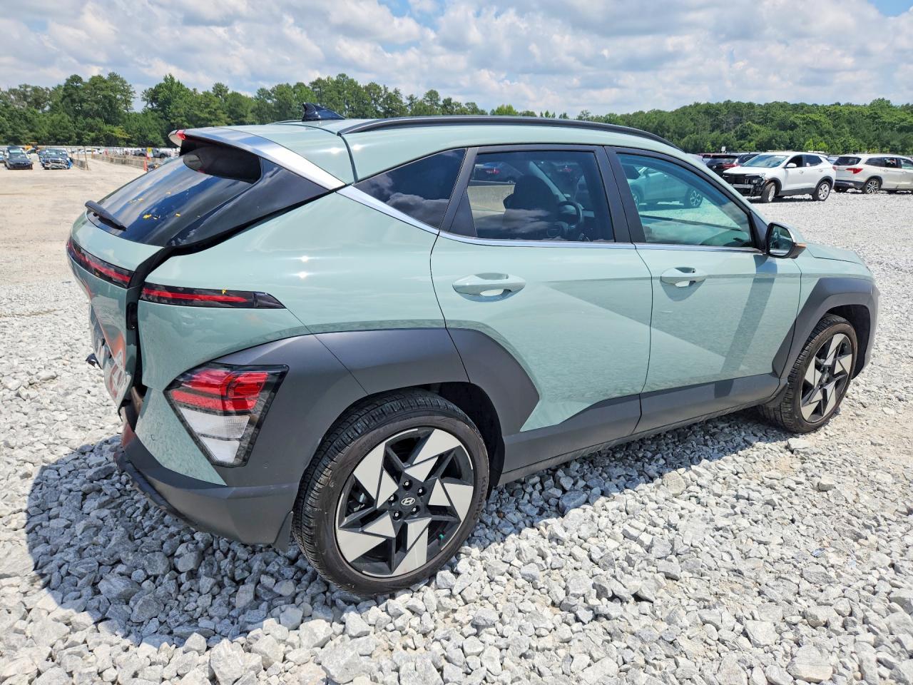 KM8HE3A33TU395573 · 2026 HYUNDAI KONA · 3/13