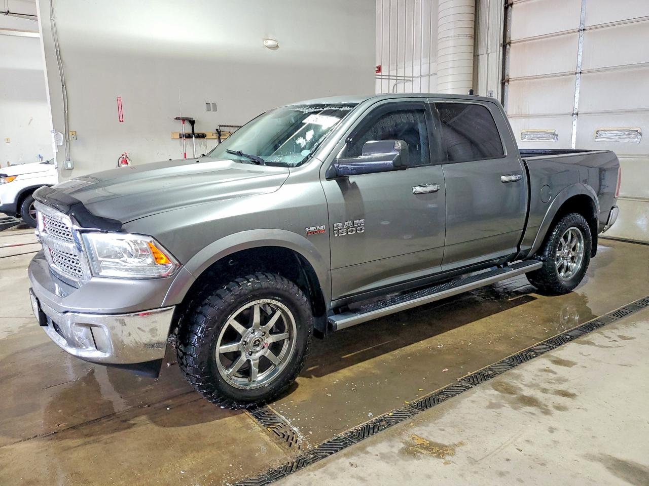 1C6RR7NT2DS533655 · 2013 RAM 1500