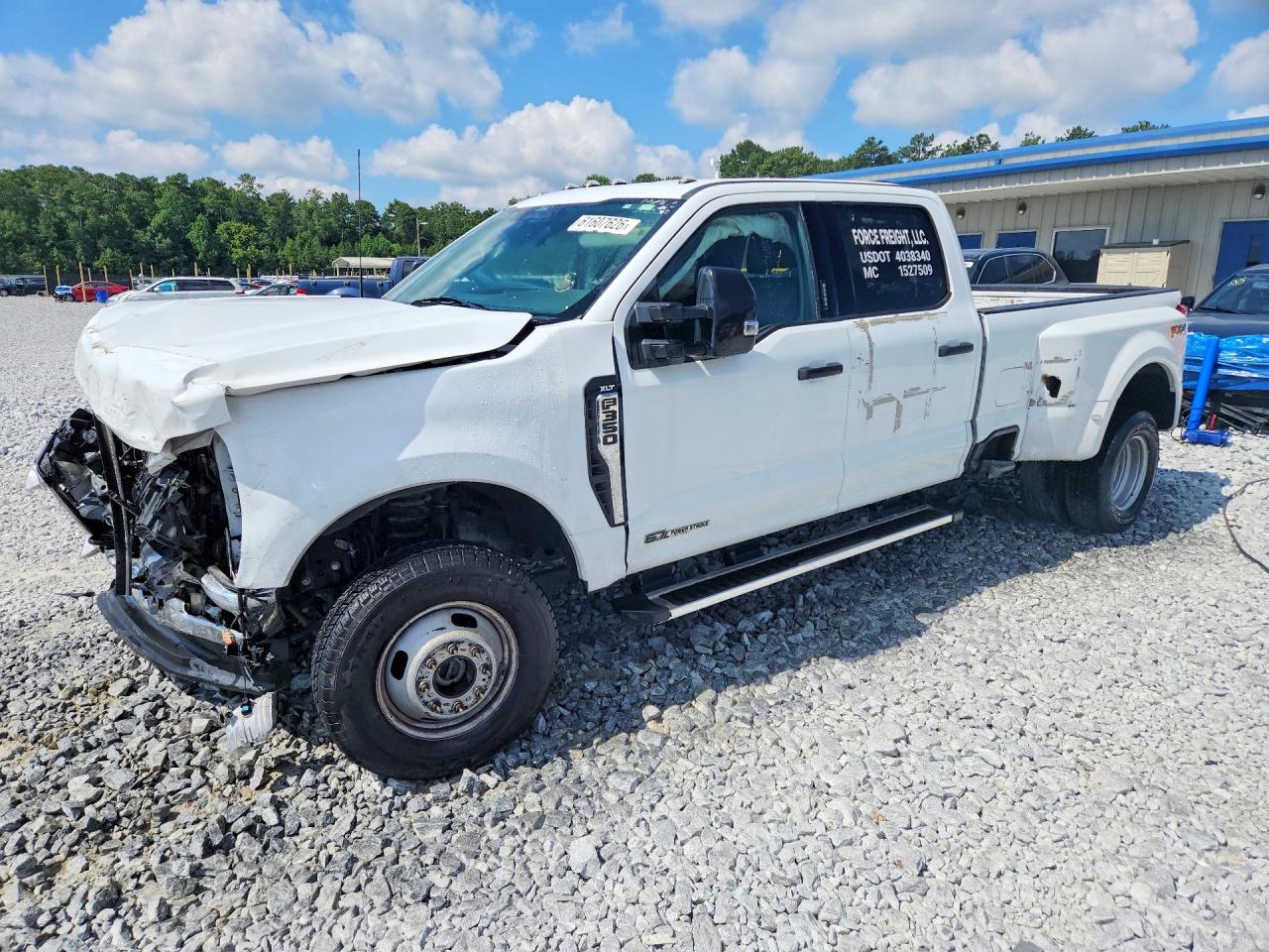 1FT8W3DTXRED20207 · 2024 FORD F350