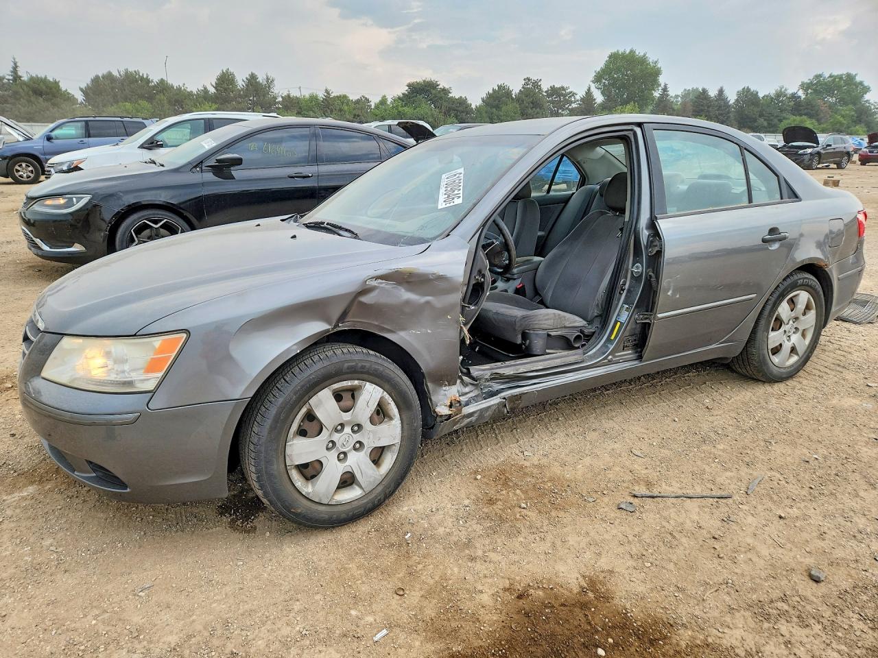 5NPET4AC3AH643301 · 2010 HYUNDAI SONATA