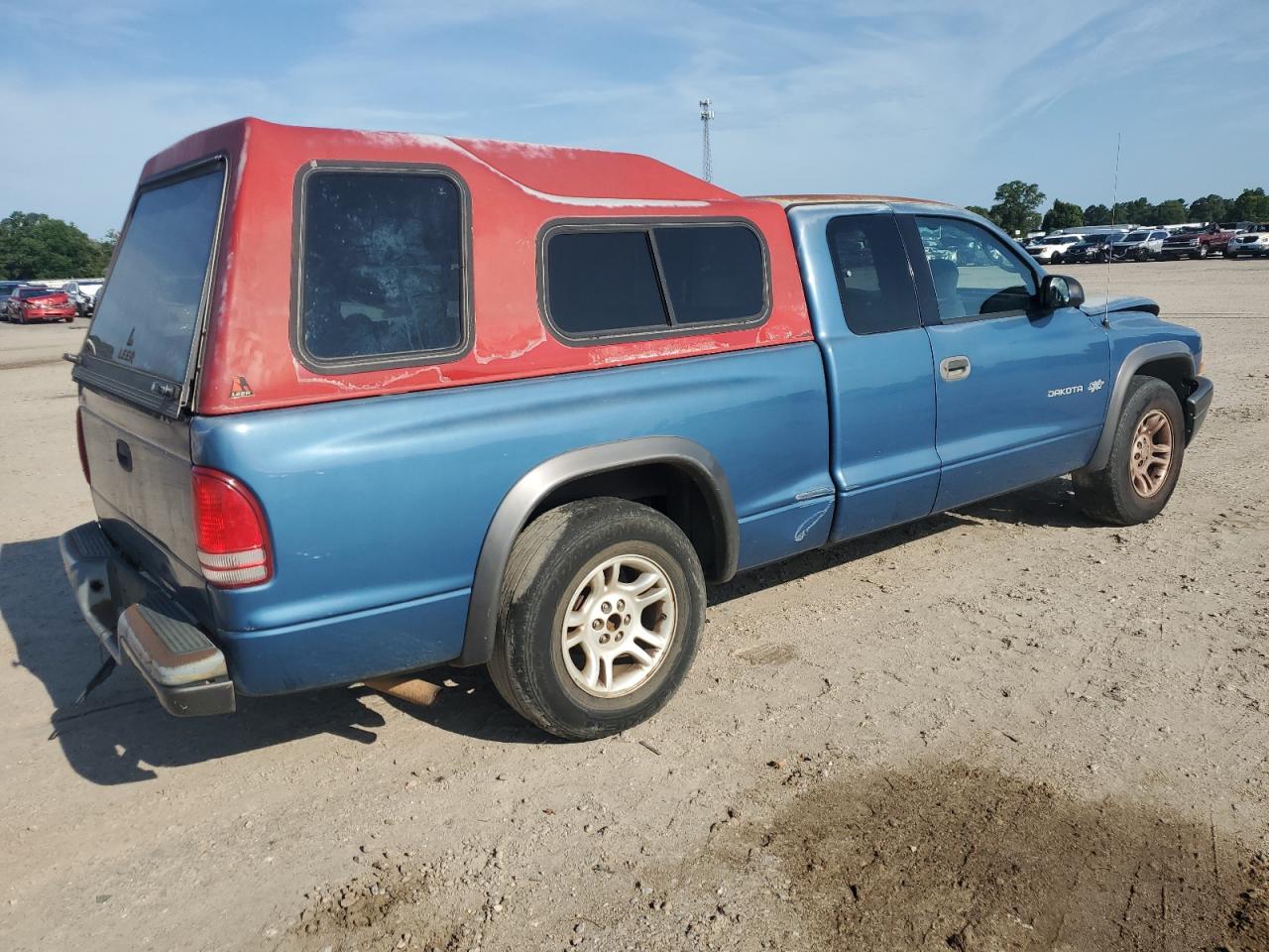 1B7GL12X02S686361 · 2002 DODGE DAKOTA · 3/13