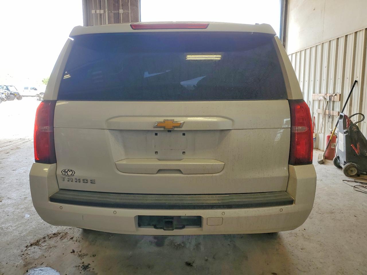1GNSCBKC5JR143517 · 2018 CHEVROLET TAHOE · 6/14