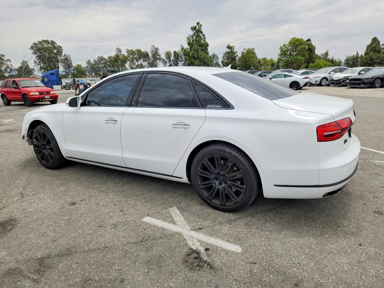 WAUJGAFD3FN037861 · 2015 AUDI A8 · 2/12
