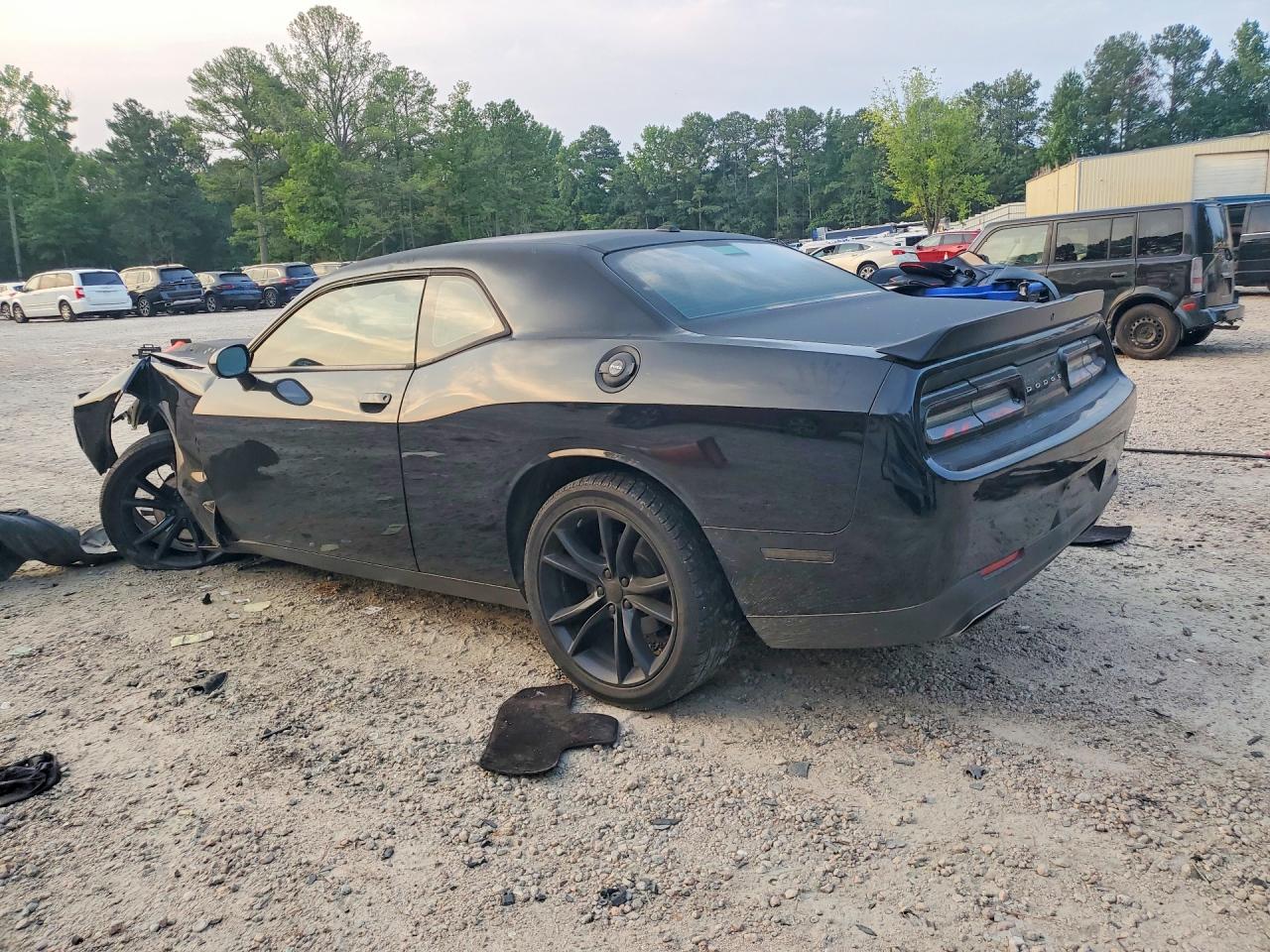2C3CDZAGXJH153200 · 2018 DODGE CHALLENGER · 2/13