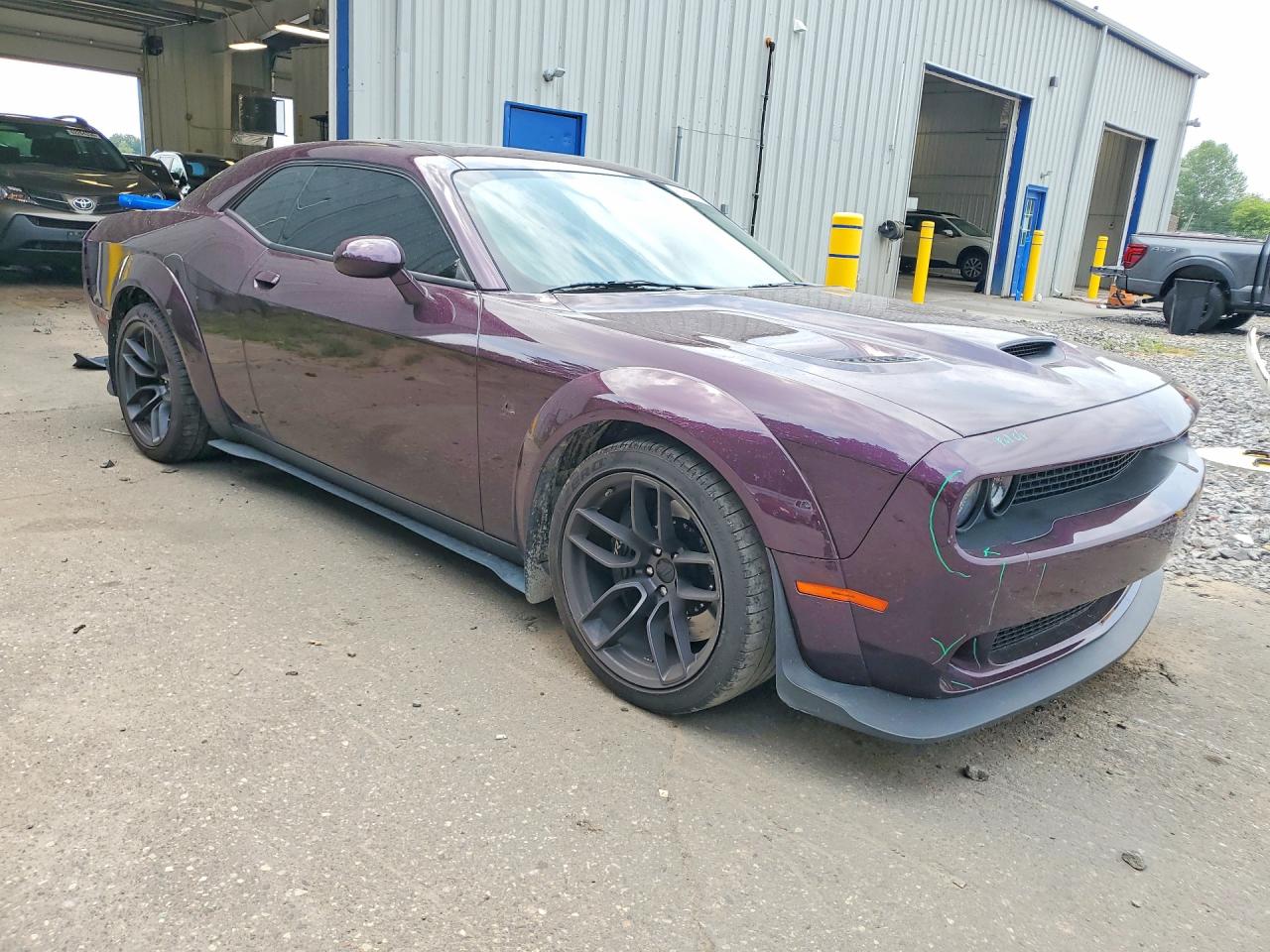 2C3CDZFJ3NH100588 · 2022 DODGE CHALLENGER · 4/12