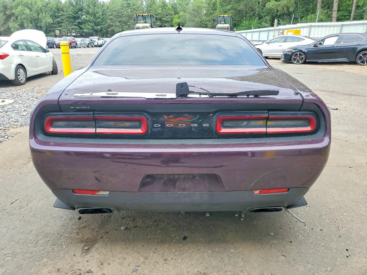 2C3CDZFJ3NH100588 · 2022 DODGE CHALLENGER · 6/12