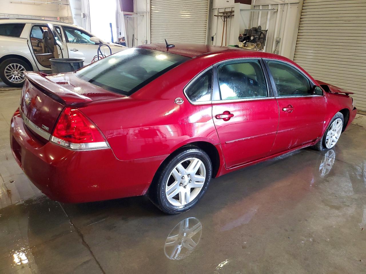 2G1WC583681279427 · 2008 CHEVROLET IMPALA · 3/13