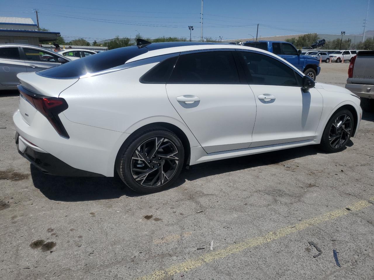 KNAG64J77S5306924 · 2025 KIA K5 · 3/12
