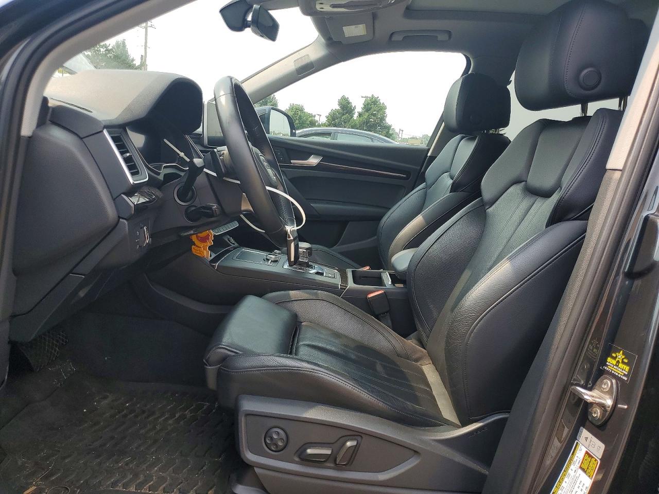 WA1BNAFY0J2072281 · 2018 AUDI Q5 · 7/13