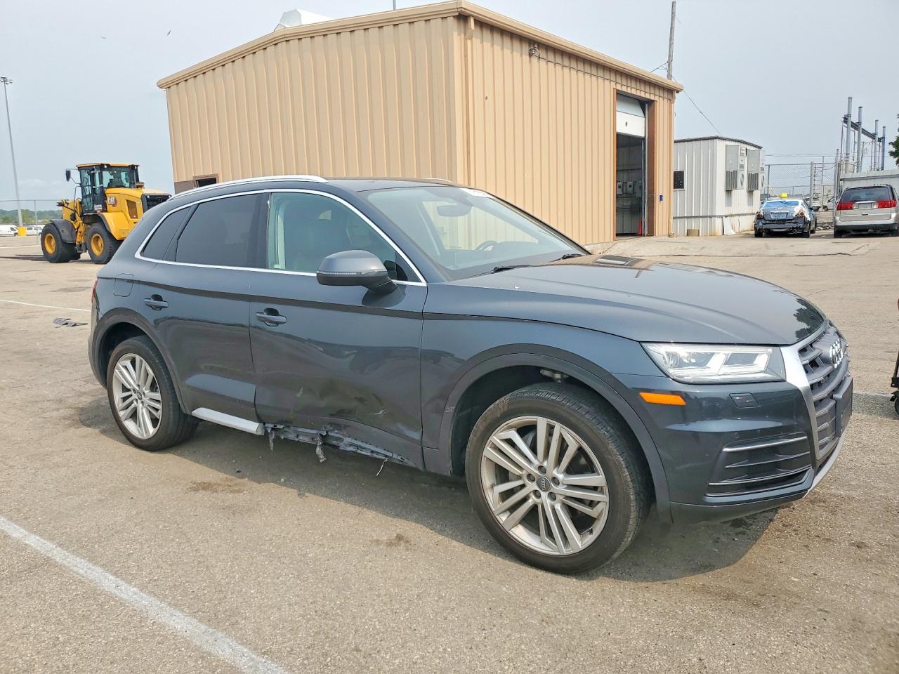 WA1BNAFY0J2072281 · 2018 AUDI Q5 · 4/13