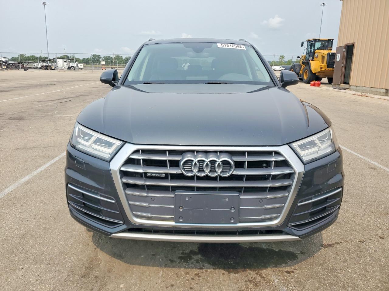 WA1BNAFY0J2072281 · 2018 AUDI Q5 · 5/13