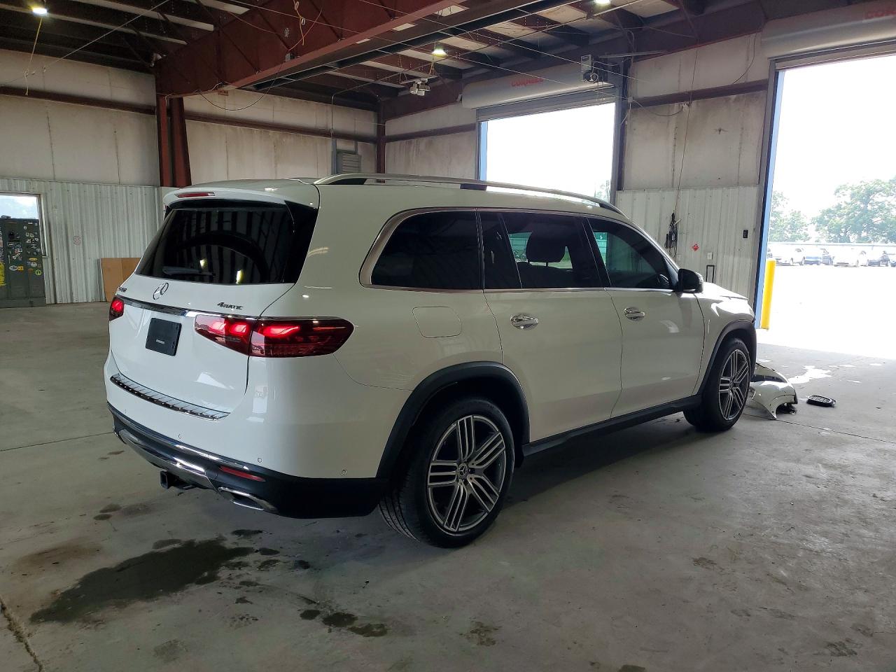 4JGFF5KE7SB317050 · 2025 MERCEDES-BENZ GLS · 3/14