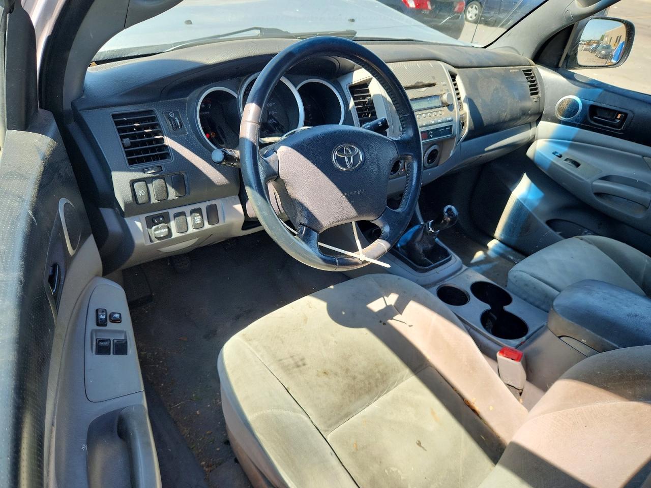 5TEUU42N75Z007220 · 2005 TOYOTA TACOMA · 8/13