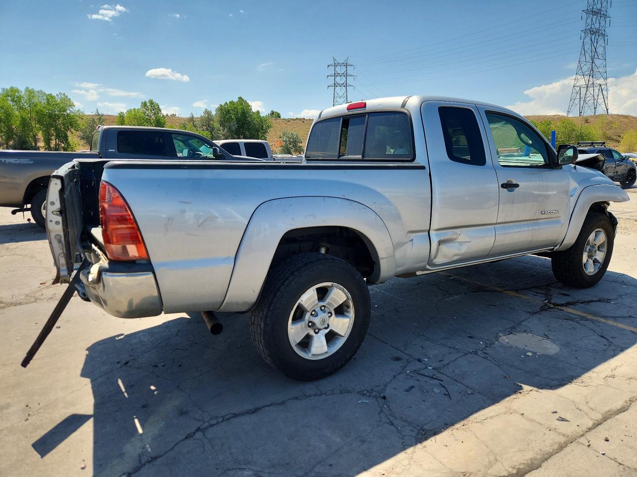 5TEUU42N75Z007220 · 2005 TOYOTA TACOMA · 3/13