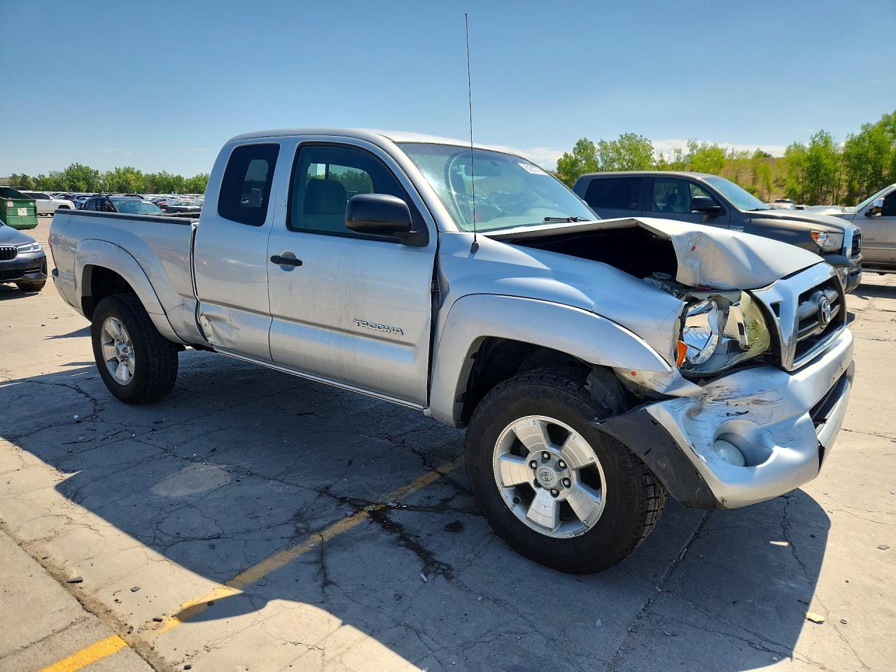 5TEUU42N75Z007220 · 2005 TOYOTA TACOMA · 4/13