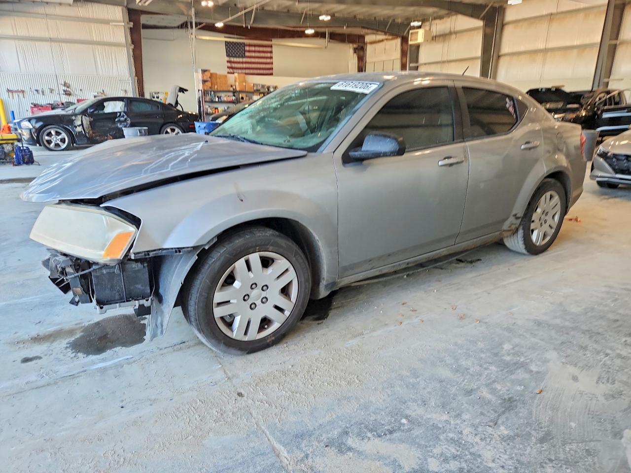 1C3CDZAB5DN588304 · 2013 DODGE AVENGER
