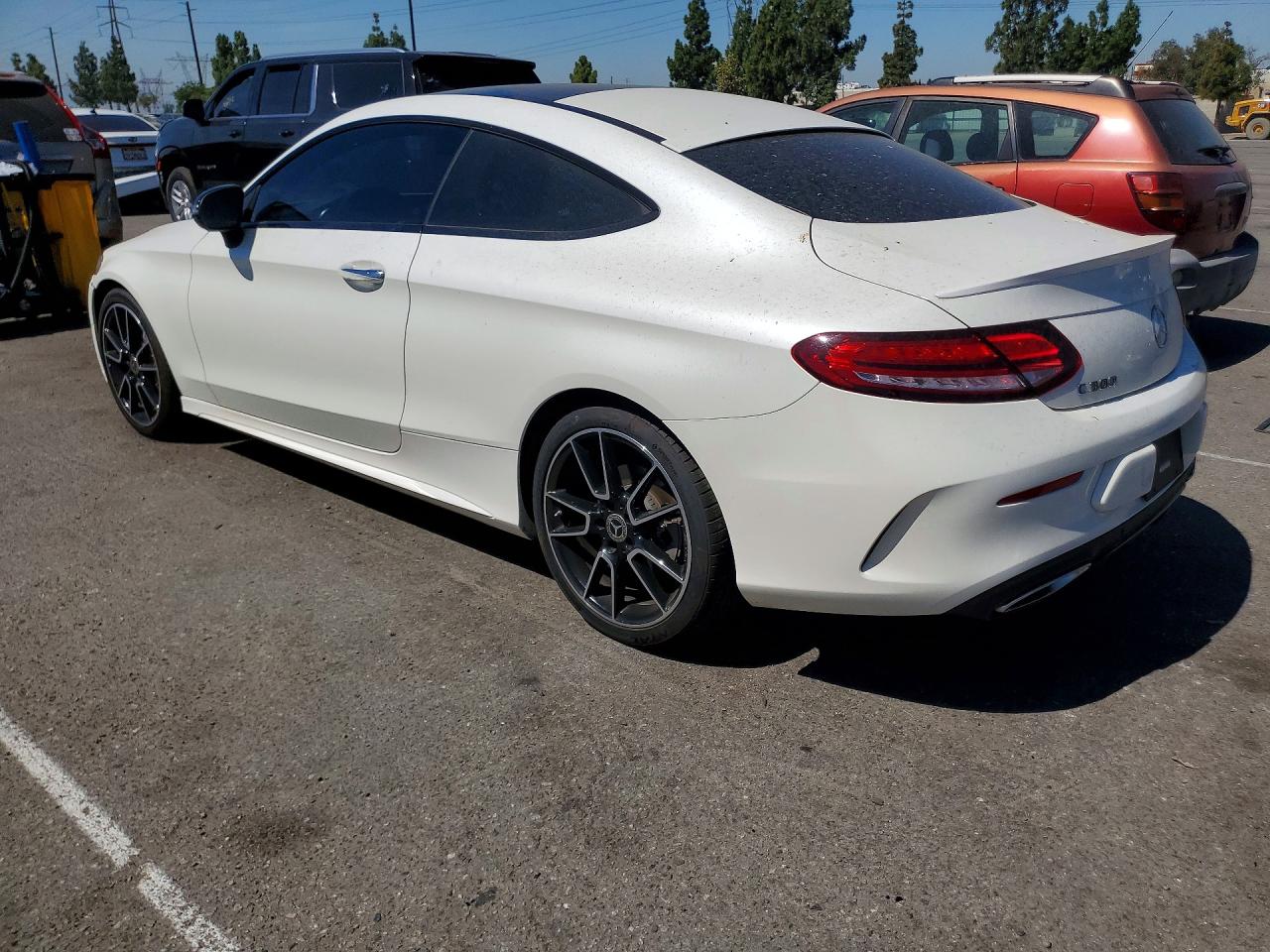 WDDWJ8DB3KF831595 · 2019 MERCEDES-BENZ C · 2/12