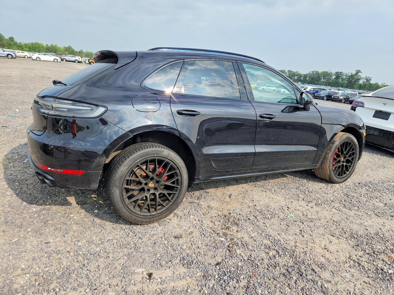 WP1AG2A59LLB56075 · 2020 PORSCHE MACAN · 3/12