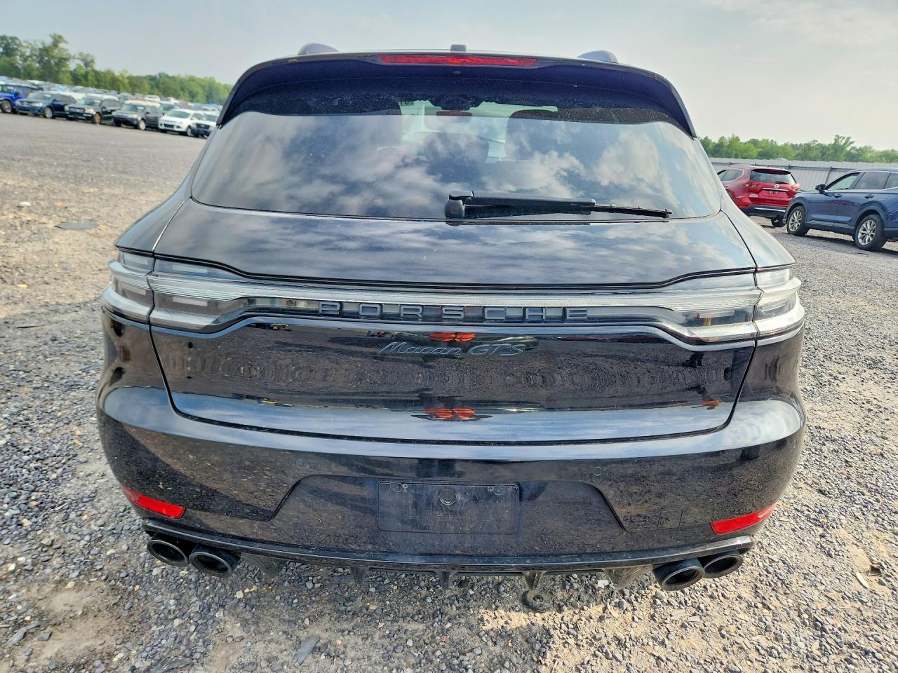 WP1AG2A59LLB56075 · 2020 PORSCHE MACAN · 6/12