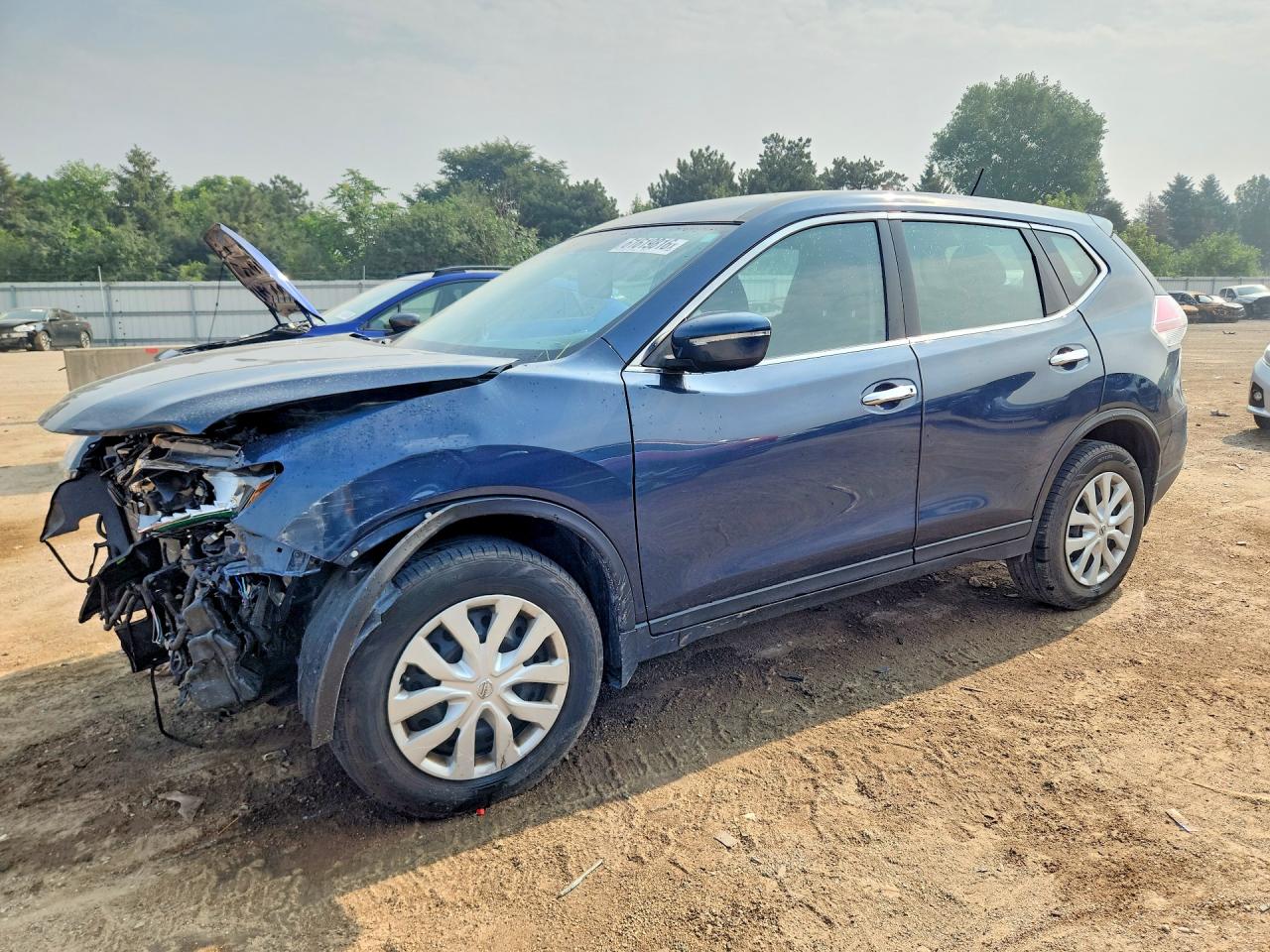 KNMAT2MV1FP527042 · 2015 NISSAN ROGUE