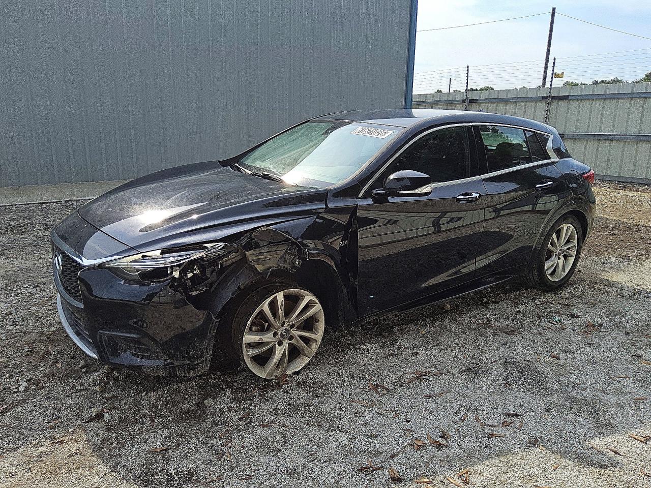 SJKCH5CP9JA056989 · 2018 INFINITI QX30