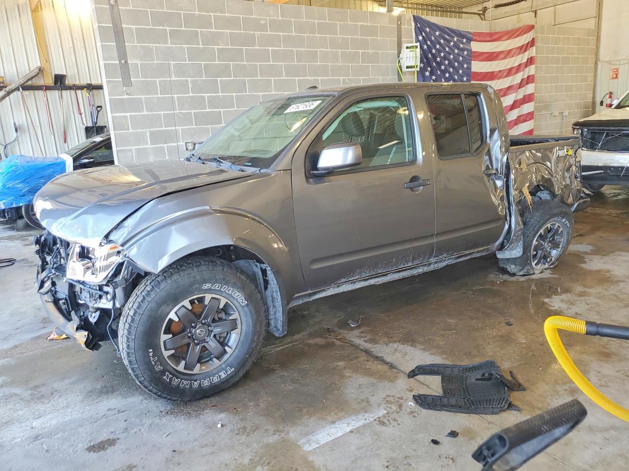 1N6AD0EV2JN717935 · 2018 NISSAN FRONTIER