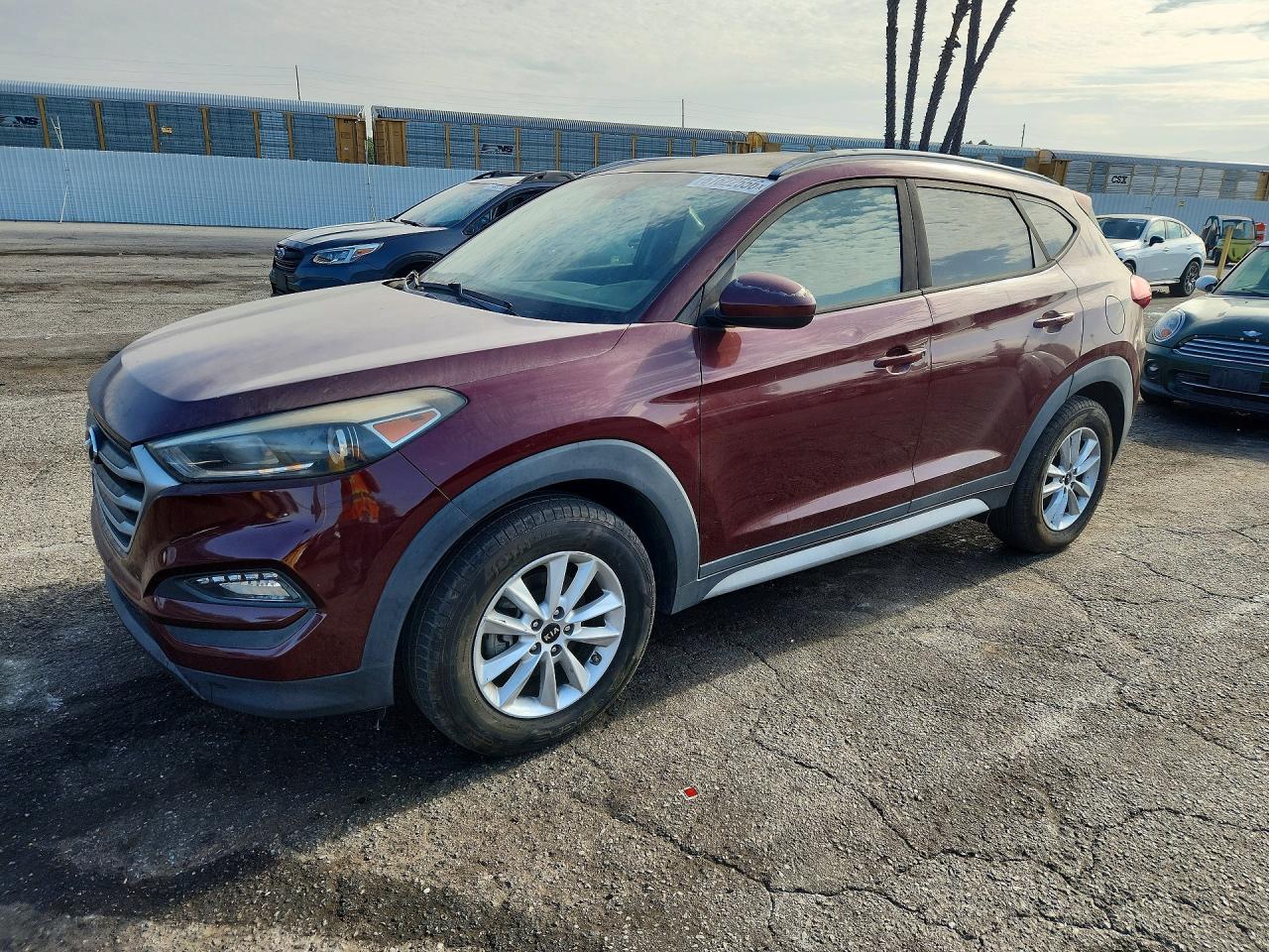 KM8J3CA43JU635038 · 2018 HYUNDAI TUCSON