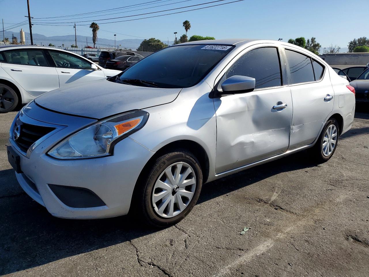 3N1CN7AP0KL857561 · 2019 NISSAN VERSA