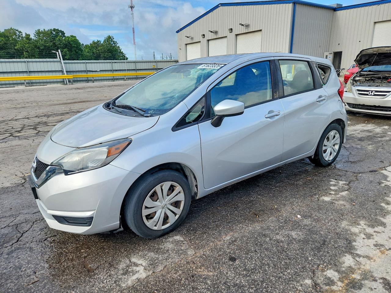 3N1CE2CP1HL359703 · 2017 NISSAN VERSA NOTE