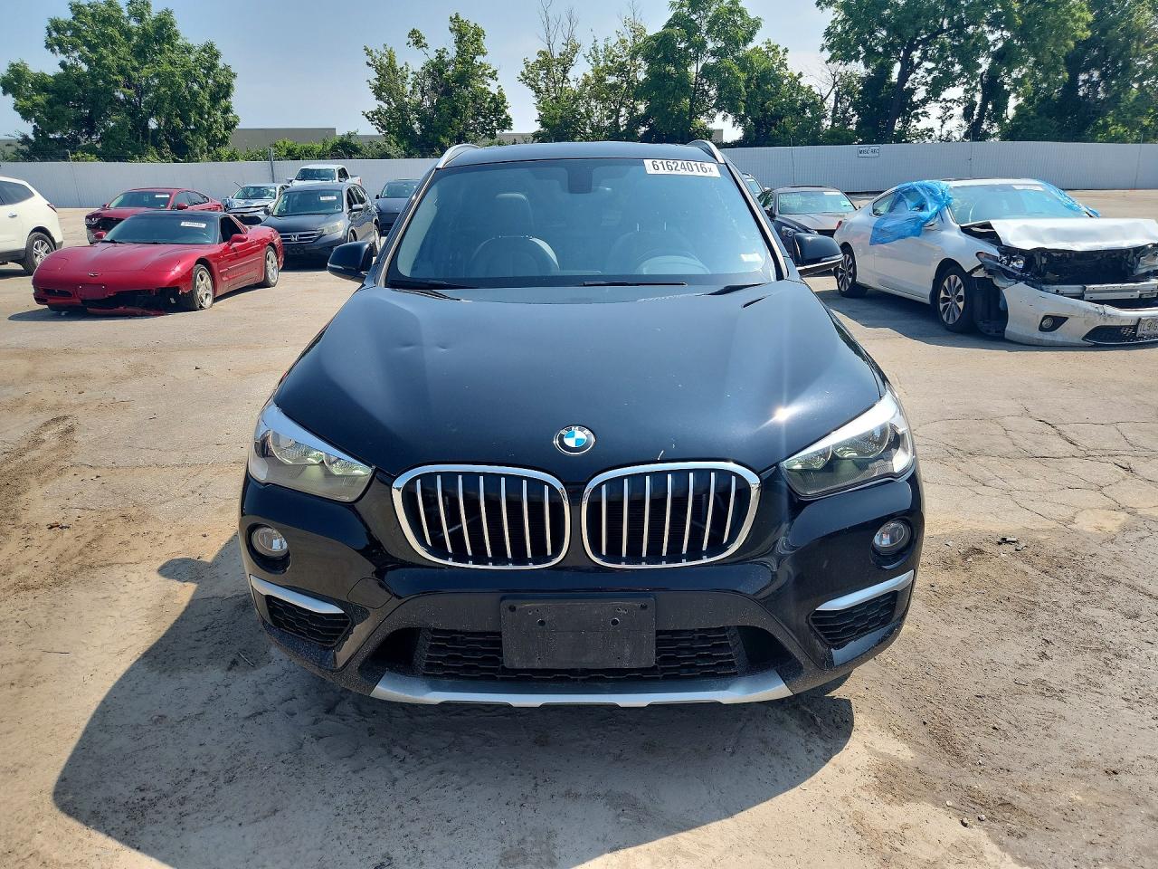 WBXHT3C37G5E50328 · 2016 BMW X1 · 5/13