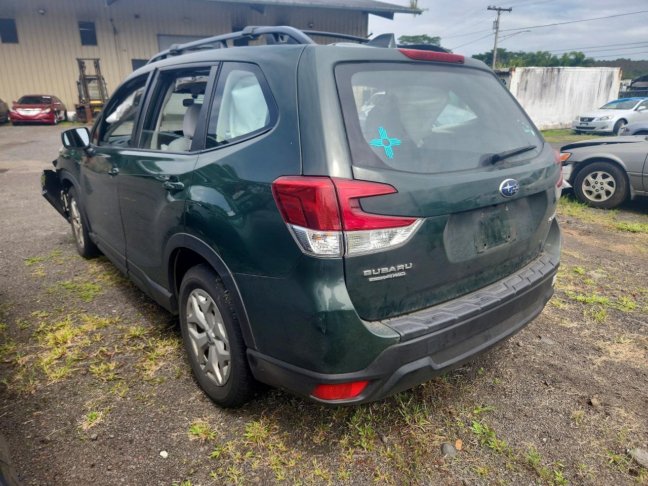 JF2SKACC3NH428962 · 2022 SUBARU FORESTER · 2/13