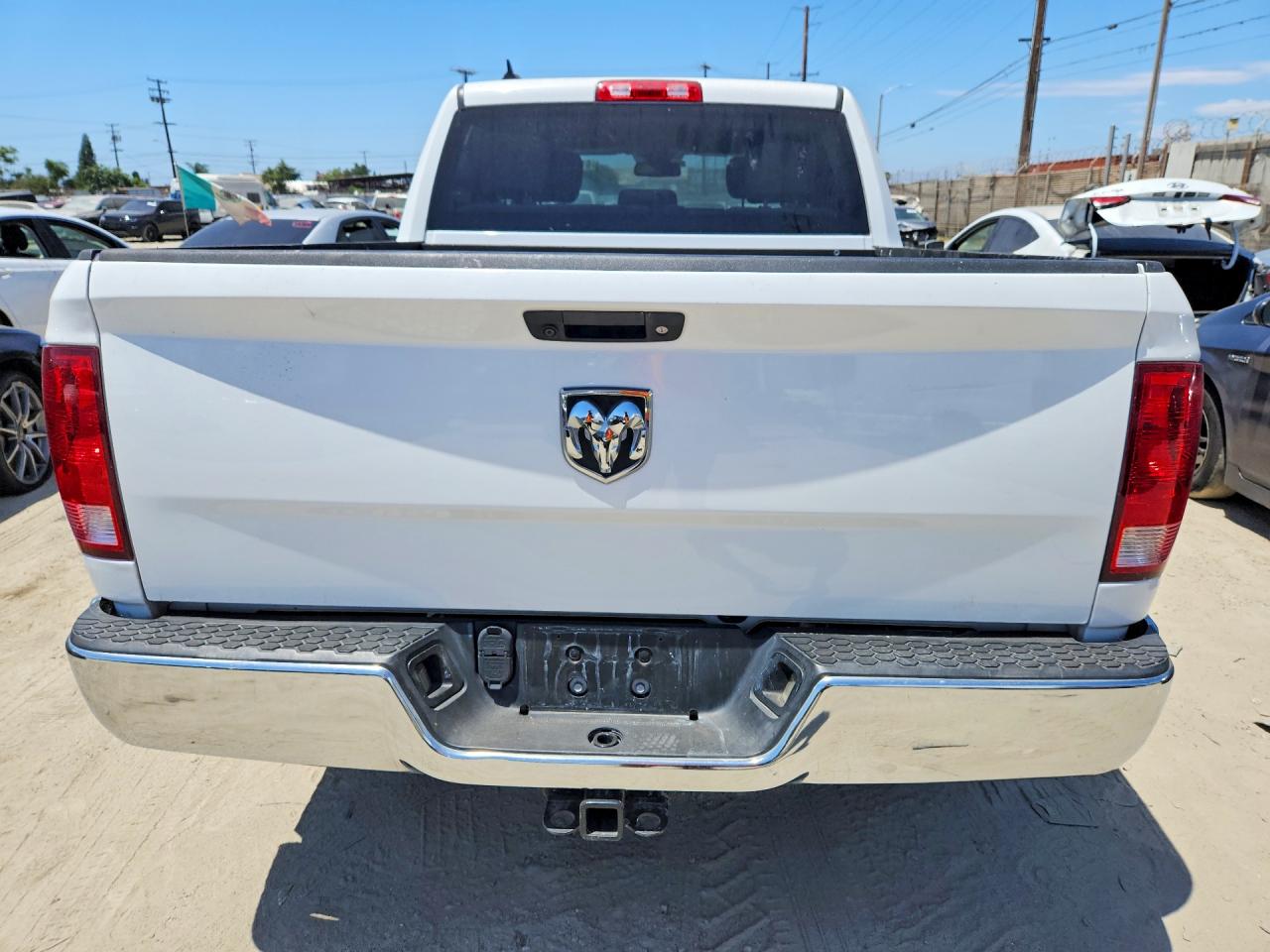 1C6RR6KM4KS709660 · 2019 RAM 1500 CLASSIC · 6/12