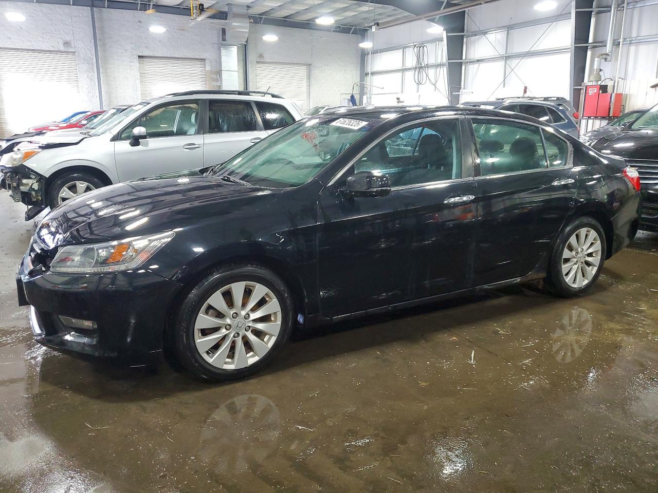 1HGCR2F76EA052903 · 2014 HONDA ACCORD