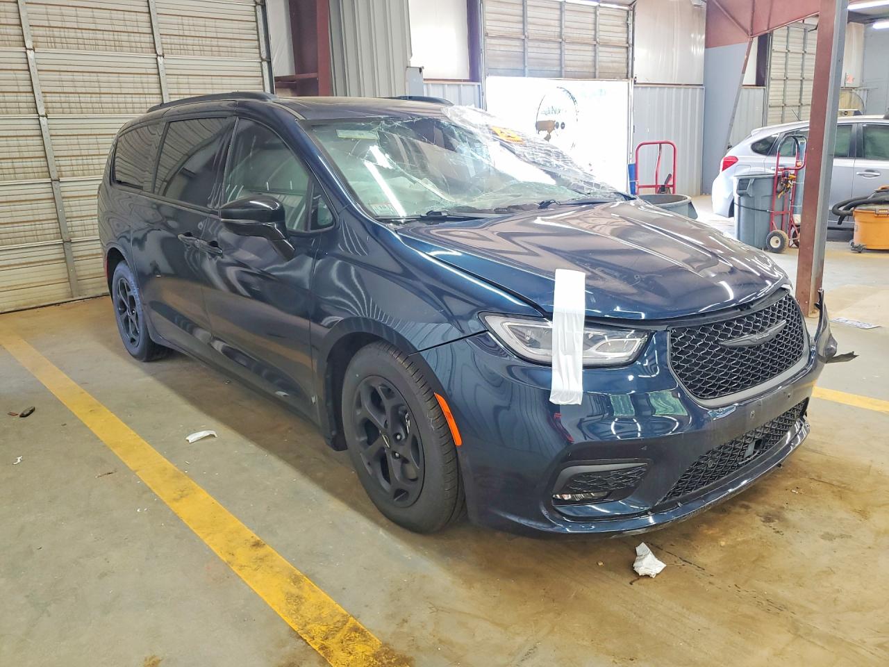 2C4RC1S75RR102735 · 2024 CHRYSLER PACIFICA · 4/12