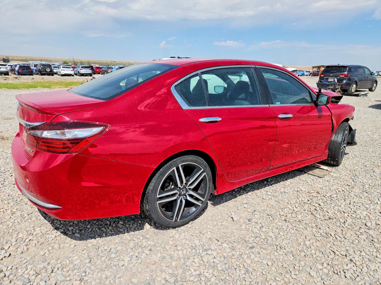 1HGCR2F5XGA029402 · 2016 HONDA ACCORD · 3/12