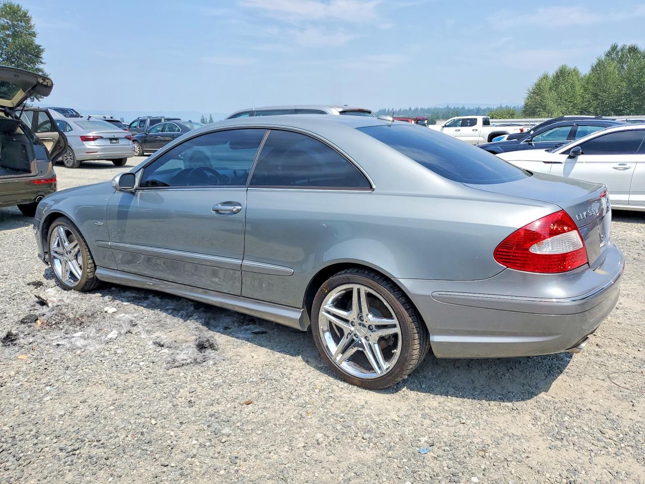 WDBTJ56H59F264926 · 2009 MERCEDES-BENZ CLK · 2/12