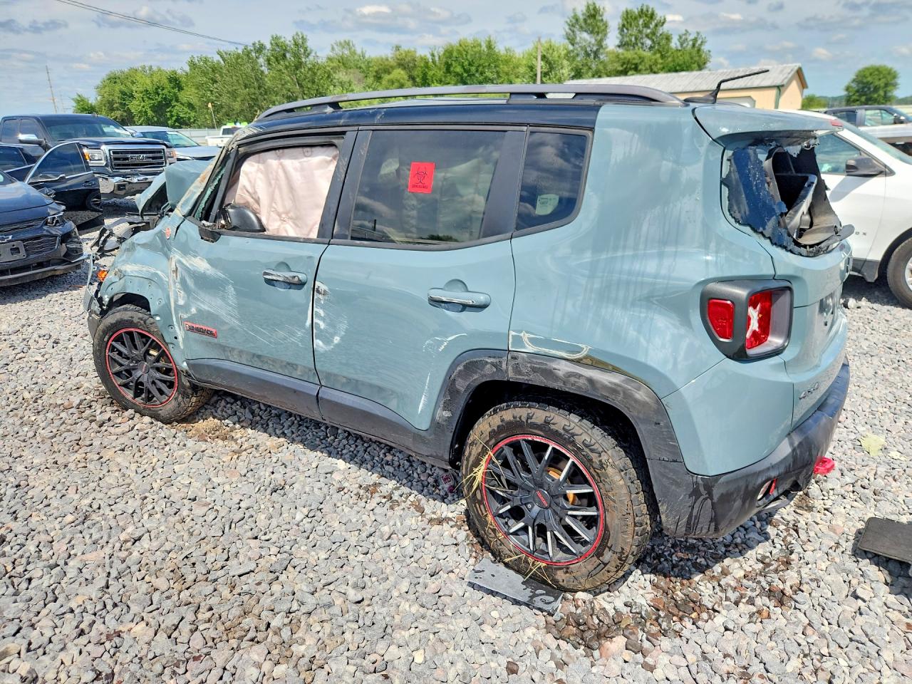 ZACCJBCT1FPB91538 · 2015 JEEP RENEGADE · 2/13