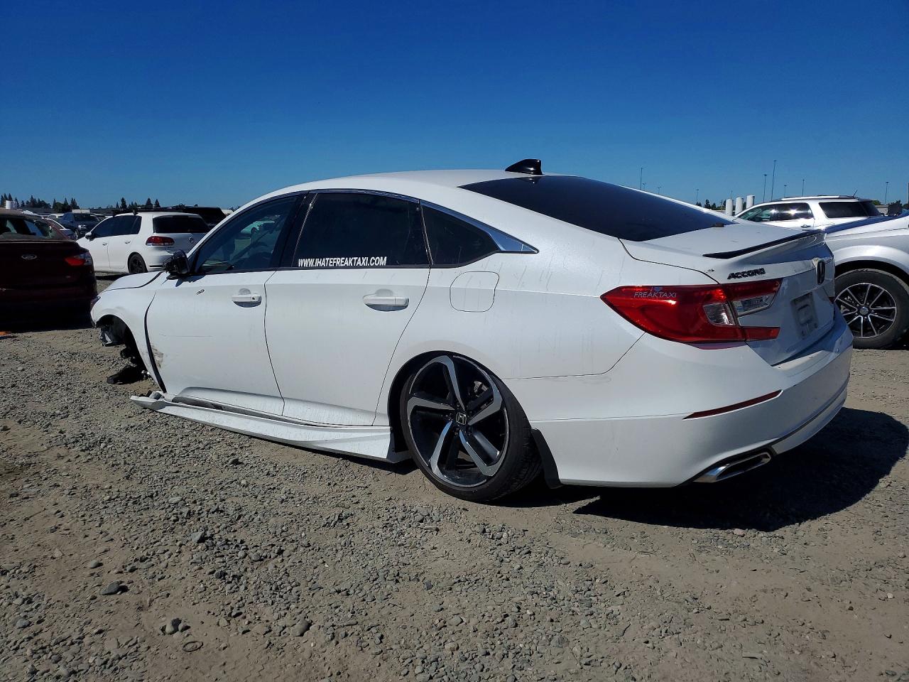 1HGCV2F37NA003718 · 2022 HONDA ACCORD · 2/13